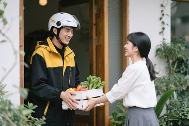 递送名片 外卖递送服务中的专业细节与温度